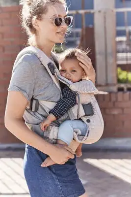 BabyBjörn One Air Bæresele 3D Mesh, Pearly Pink 4 BabyBjörn One Air Bæresele 3D Mesh, Pearly Pink - Bilde 4