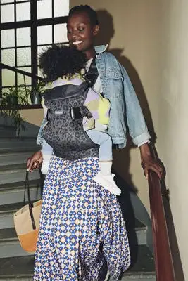 BabyBjörn One Air Bæresele 3D Mesh, Antracit Leopard 4 BabyBjörn One Air Bæresele 3D Mesh, Antracit Leopard - Bilde 4