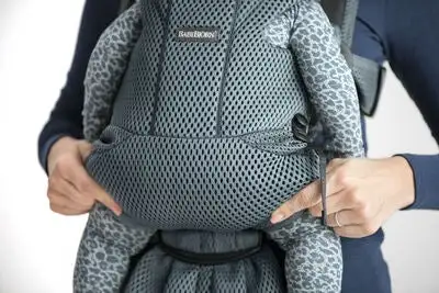 BabyBjörn Move Bæresele 3D Mesh, Sage Green 9 BabyBjörn Move Bæresele 3D Mesh, Sage Green - Bilde 9