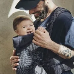 BabyBjörn Move Bæresele 3D Mesh, Antracit Leopard 8 BabyBjörn Move Bæresele 3D Mesh, Antracit Leopard -jollyroom Salgsbutikk 099078 1242 3a