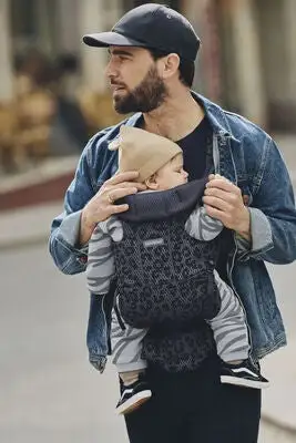BabyBjörn Move Bæresele 3D Mesh, Antracit Leopard 5 BabyBjörn Move Bæresele 3D Mesh, Antracit Leopard - Bilde 5