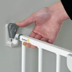 Safety 1st Wall Fix Extending Sikkerhetsgrind Metall, White -jollyroom Salgsbutikk 2438431000 1120 4a