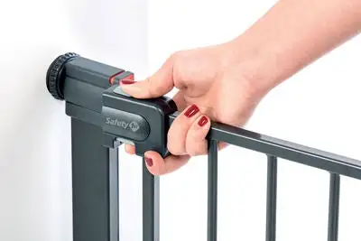 Safety 1st Easy Close Sikkerhetsgrind Metall, Black 4 Safety 1st Easy Close Sikkerhetsgrind Metall, Black - Bilde 4