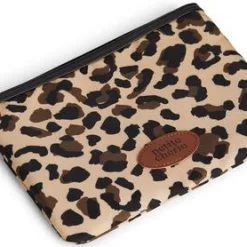 Petite Chérie Luxe Stelleunderlegg & Toalettveske, Leo 7 Petite Chérie Luxe Stelleunderlegg & Toalettveske, Leo -jollyroom Salgsbutikk 330419 LEO 1800 4c