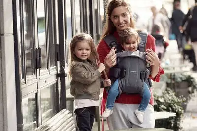 BabyBjörn One Bæresele Cotton Mix, Denim/Mørkegrå 5 BabyBjörn One Bæresele Cotton Mix, Denim/Mørkegrå - Bilde 5