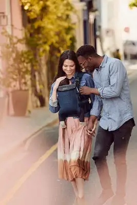 BabyBjörn Harmony Bæresele 3D Mesh Inkl Smekke, Navy Blue 9 BabyBjörn Harmony Bæresele 3D Mesh Inkl Smekke, Navy Blue - Bilde 9