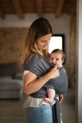 BabyOnEarth Baby On Earth Bæresjal Bambus, Dark Gray 1 BabyOnEarth Baby On Earth Bæresjal Bambus, Dark Gray