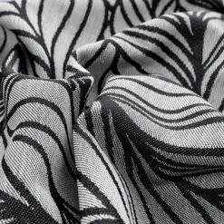 Fidella Baby Wrap Bæresjal Size 6 Dancing Leaves, Black&White -jollyroom Salgsbutikk FID JC 2159 0004 3220 4c