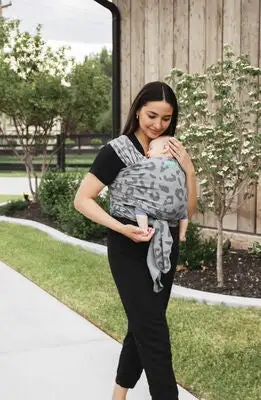 Moby Classic Bæresjal, Night Leopard 3 Moby Classic Bæresjal, Night Leopard - Bilde 3