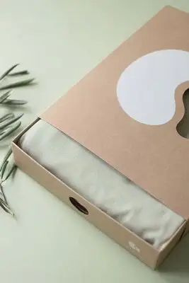 Coracor Bæresjal Natural Dye, Olive 8 Coracor Bæresjal Natural Dye, Olive - Bilde 8